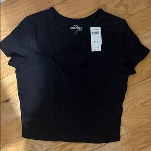 Hollister Women's Black Cutout Baby Tee - L - NWT
